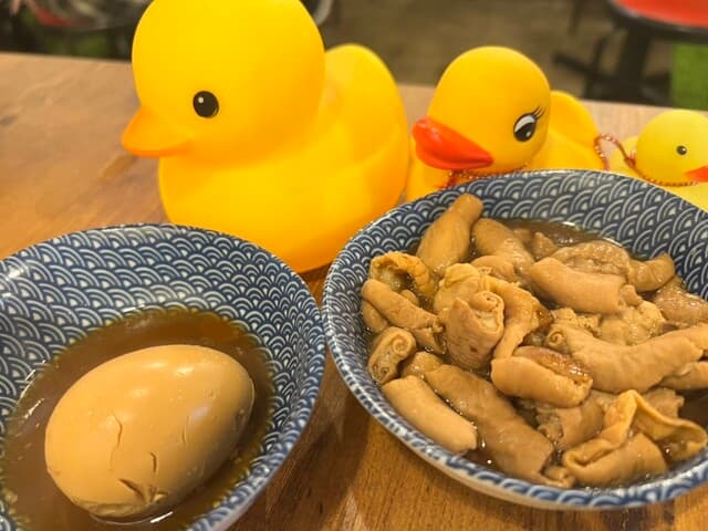 이곳은 5시부터 만석이 되는군요! 다양한 메뉴가 모두 맛있습니다!
