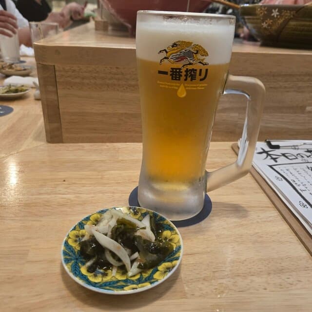 요코하마역과 직결된 아소비ル横丁에서 맛있는 보안자이를 판매하는 가게를 발견했습니다⌒(╹ x ╹)⌒