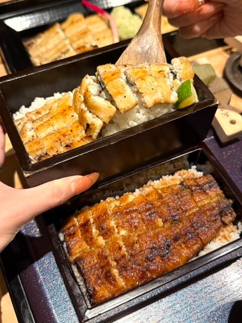 맛있는 육수를 곁들인 백차키에, 와사비 오도시의 오리지널 메뉴가 추천됩니다.