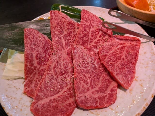 【재방문】직접 해산물을 구워 먹는 것이 맛있어요, 흑모 소고기 상홍살 라이스 소개☆