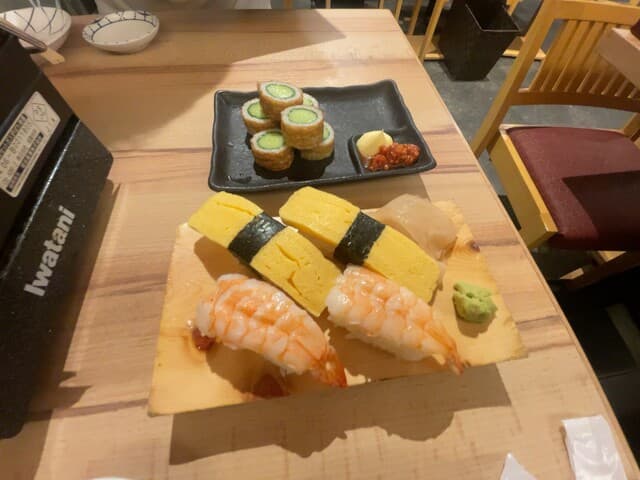 難波的一家大型海鮮居酒屋