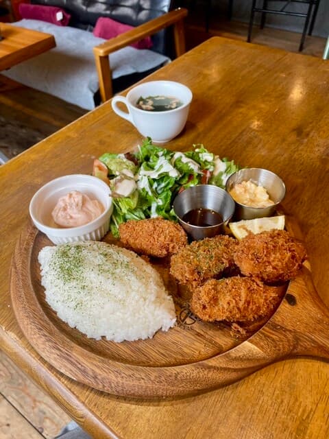 巨艉牡蠣炸鸡 午餐