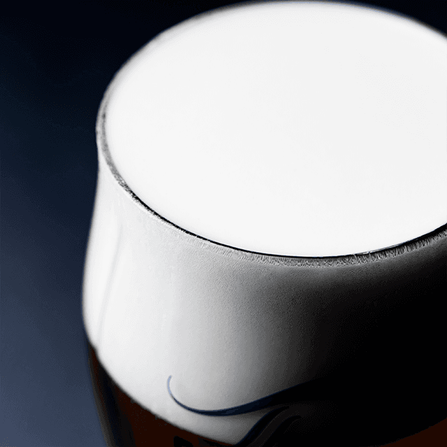 “Delicious!” continues to be a common phrase. The fine bubbles serve as a lid, preventing the escape of carbon dioxide and its deterioration. Thanks to these beautiful “divine bubbles,” even over time, you can still enjoy delicious beer.