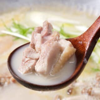 Our prideful water-cooked dish is definitely worth a try! It has a crisp texture, juicy sweetness, and delicious flavor.
