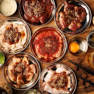 삼중에서 유래된 새 모즈키를 충분히 즐길 수 있습니다.