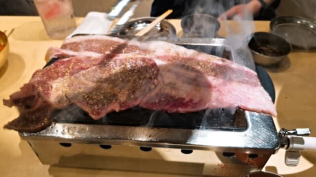 예상보다 훨씬 맛있는 대중용 바벌르고르비 & 홀몬지 요리(`・ω・´) | 데이트에 적합한 가게