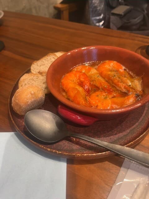 뒷다리 고기 맛있어요!비밀스러운 스포츠 바.
