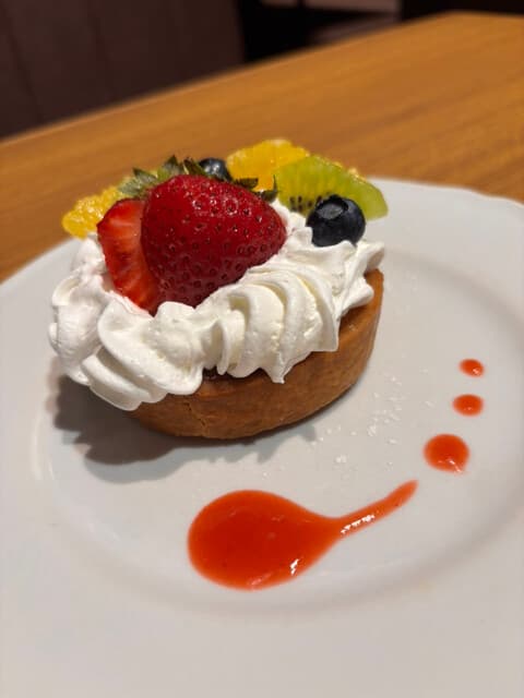 ニコと…による西洋料理レストラン