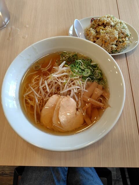 ハーフチャンラーメン付きの拡張ランチメニュー!